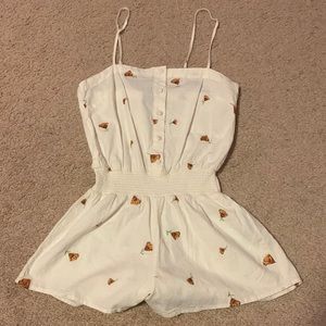 Forever 21 Spaghetti Strap Floral Romper. Size: Small. Color: White.